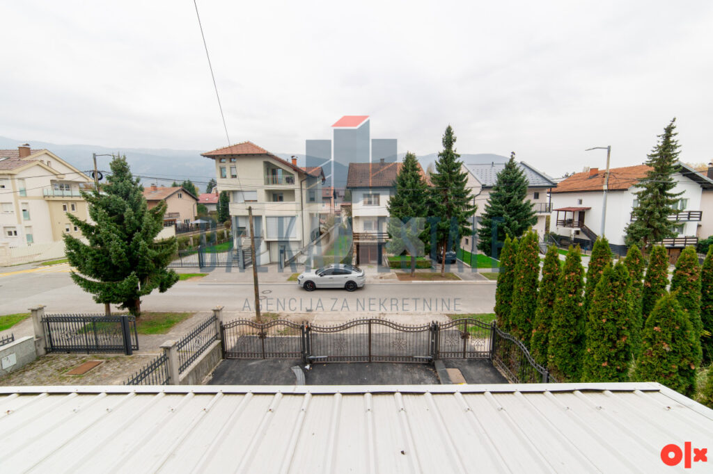 Namještena kuća na tri etaže | Ilidža